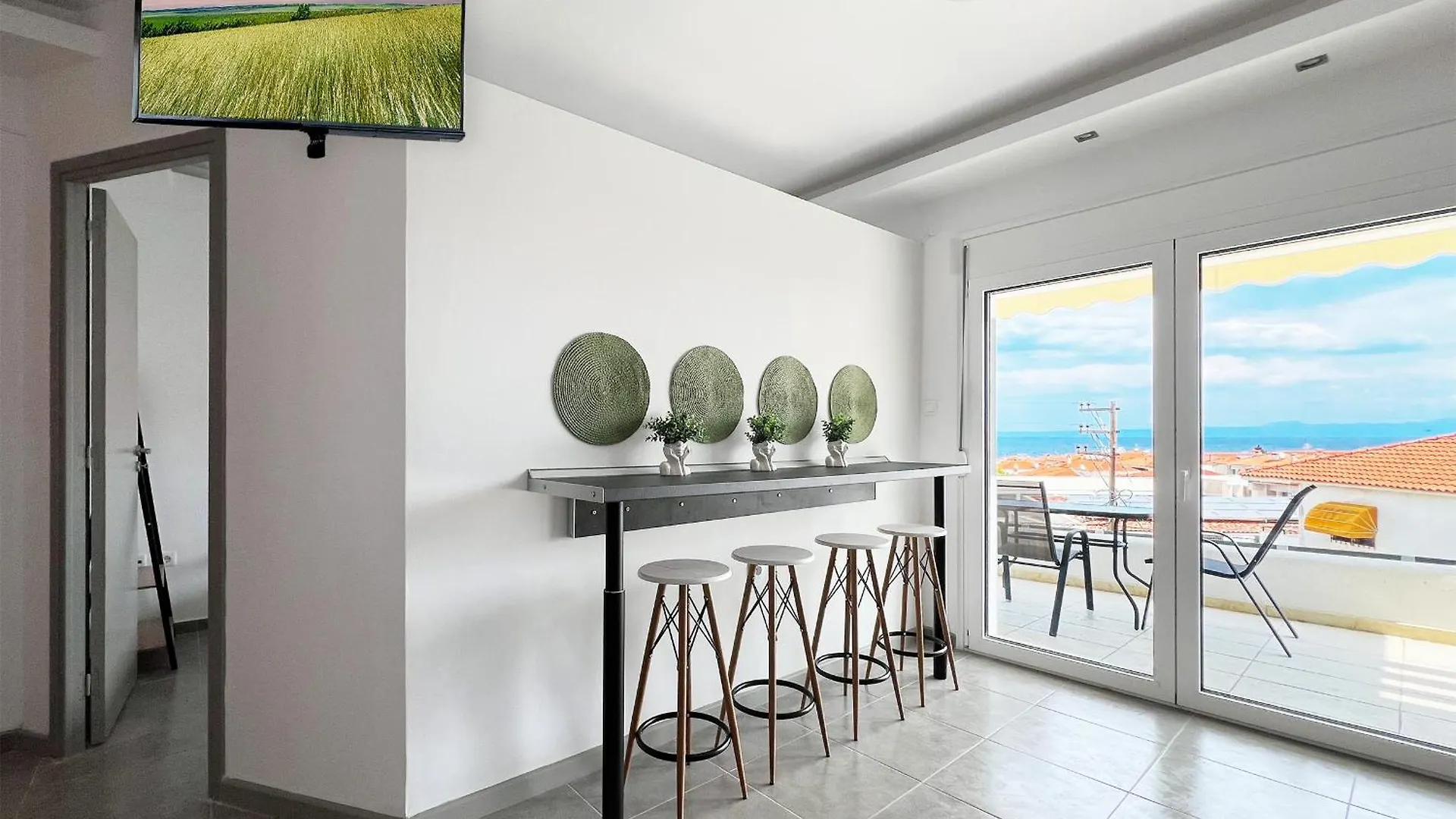 Apartment Rona Vista Suites Sea View Modern Living Polychrono